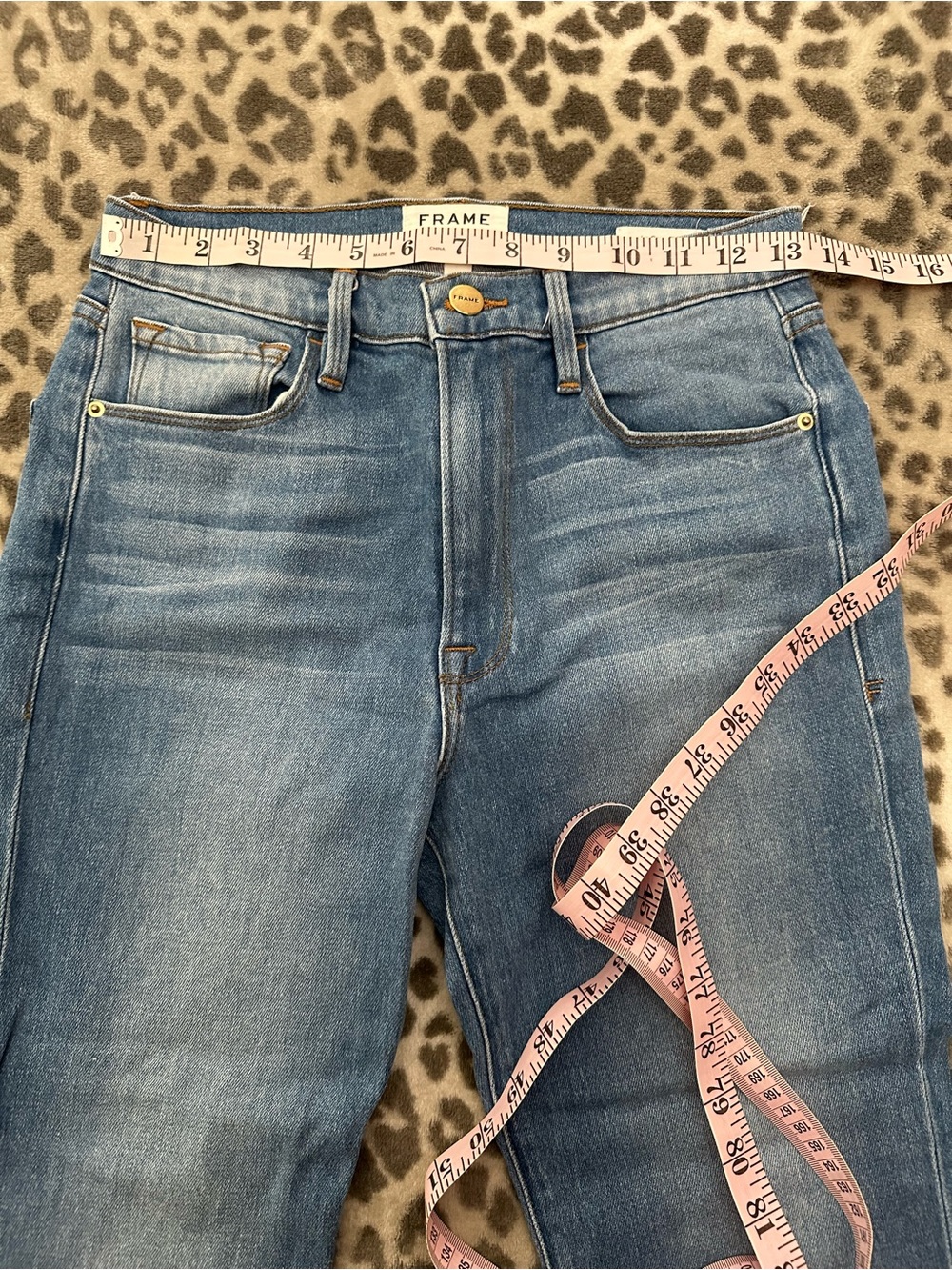 Frame Denim High Waisted Le Crop Flare in Opus Blue Wash Size 27 - Picture 11 of 16